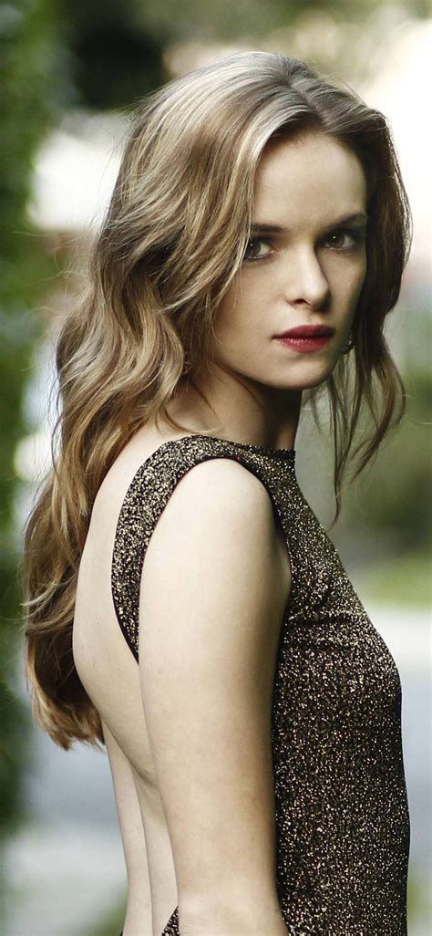  Danielle Nicole Panabaker (born September 19, 1987) is an American actress. She began acting as a teenager and came to prominence for her roles in the Disney films Stuck in the Suburbs (2004), Sky High (2005) and Read It and Weep (2006), and in the HBO miniseries Empire Falls (2005). 